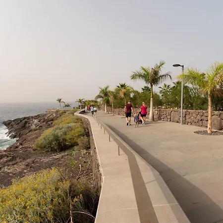 Daire Sunny Vibes With Pool & Ocean Views *