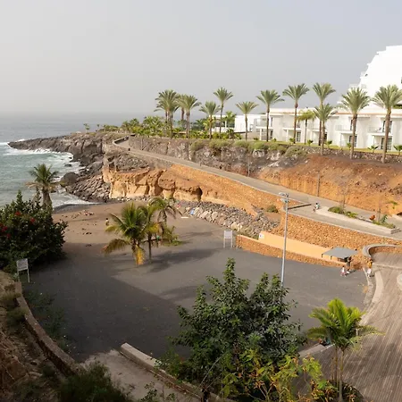 Daire Sunny Vibes With Pool & Ocean Views *