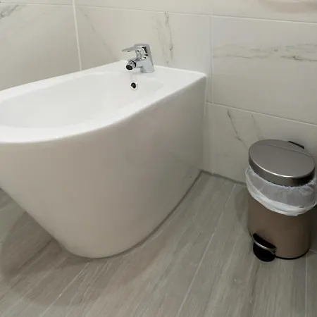 Daire Sunny Vibes With Pool & Ocean Views *