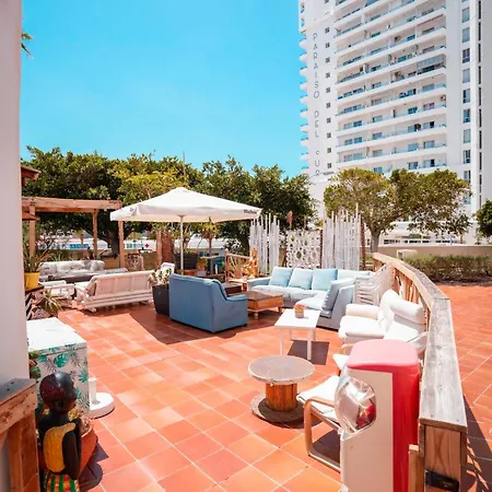 Sunny Vibes Apartment With Pool & Ocean Views * 阿德耶